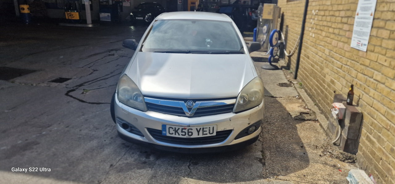 Vauxhall astra 2005