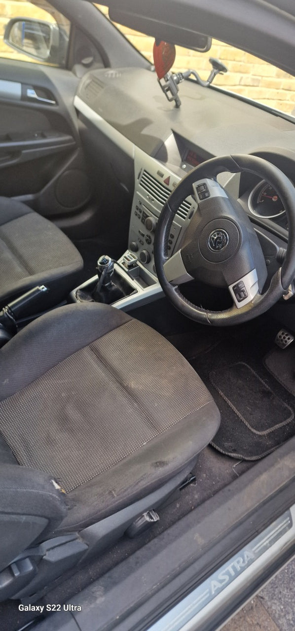 Vauxhall astra 2005